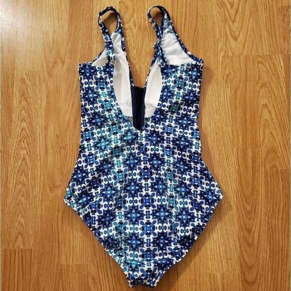 NWOT Profile by Gottex V-Neck One Piece - Picture 6 of 10